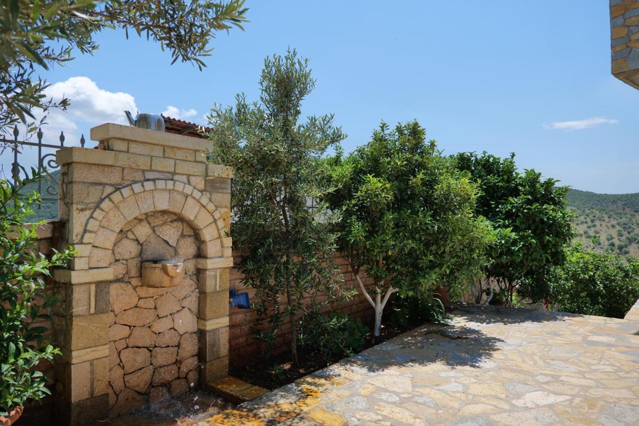 Pellumb Apartments Ksamil Exterior photo