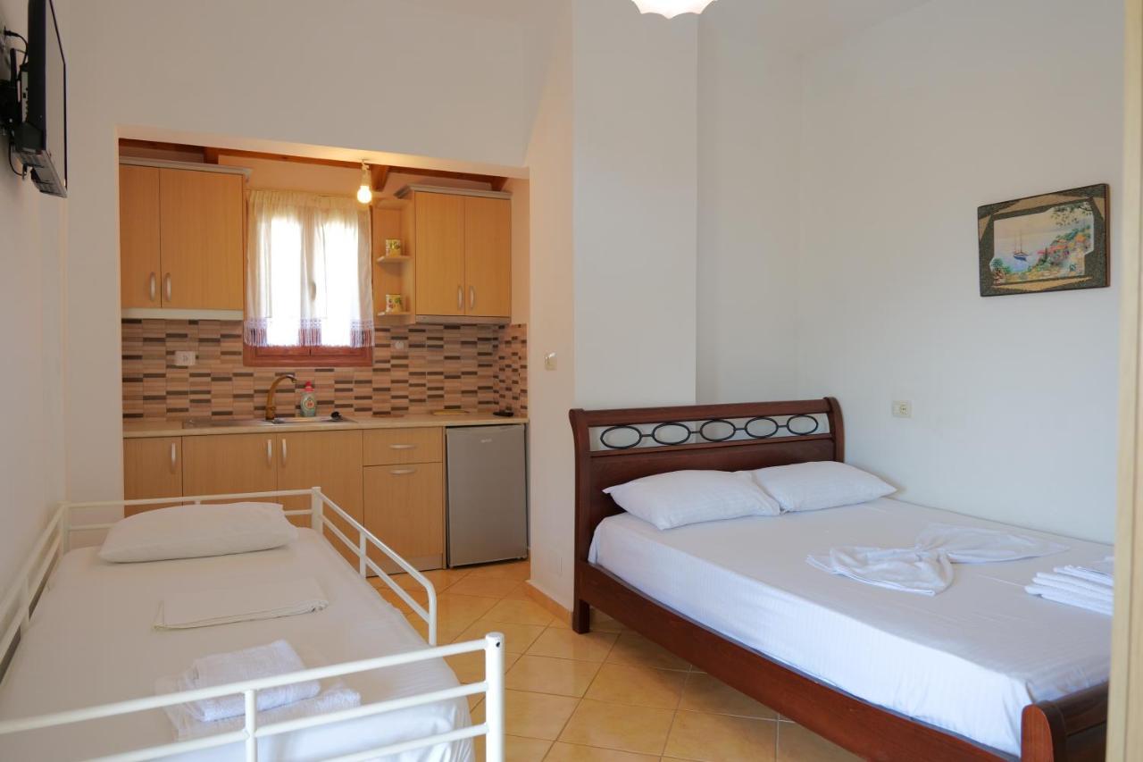 Pellumb Apartments Ksamil Exterior photo